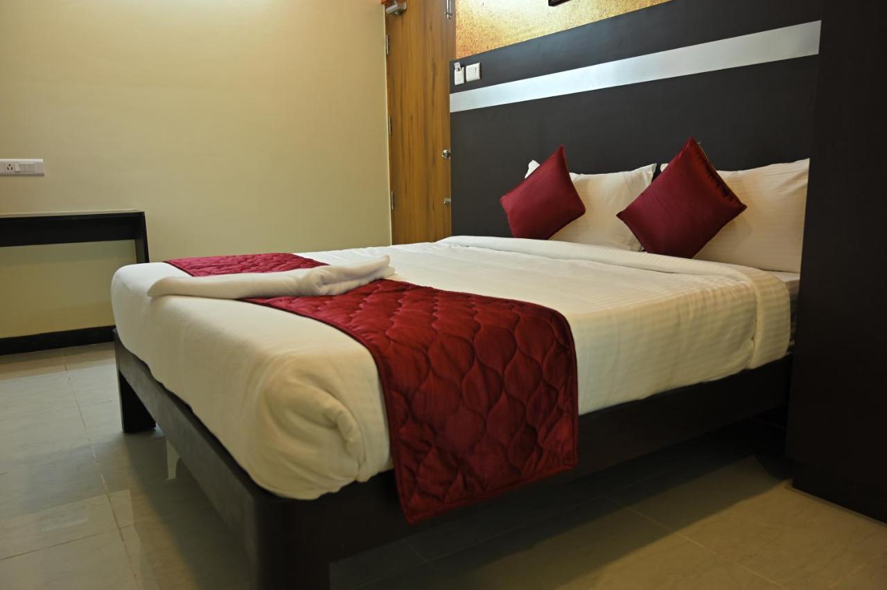 Treebo Sripadha Residency Alipiri Road Tirupati Exterior foto